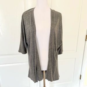 LulaRoe Tracy gray cardigan